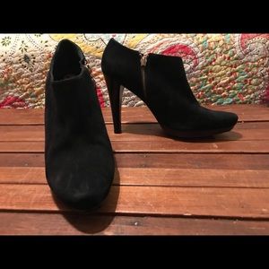 Black Suede Diane Von Furstenberg Shoes Size 10M